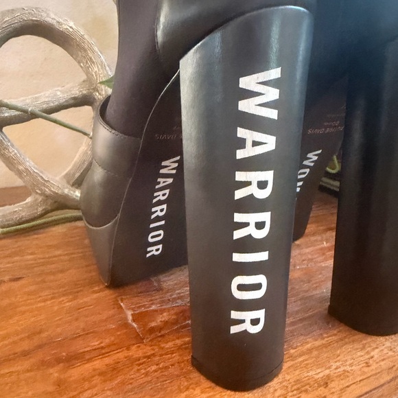 Brand New Ruthie Davis X Disney Mulan Warrior Boots. - Picture 6 of 11